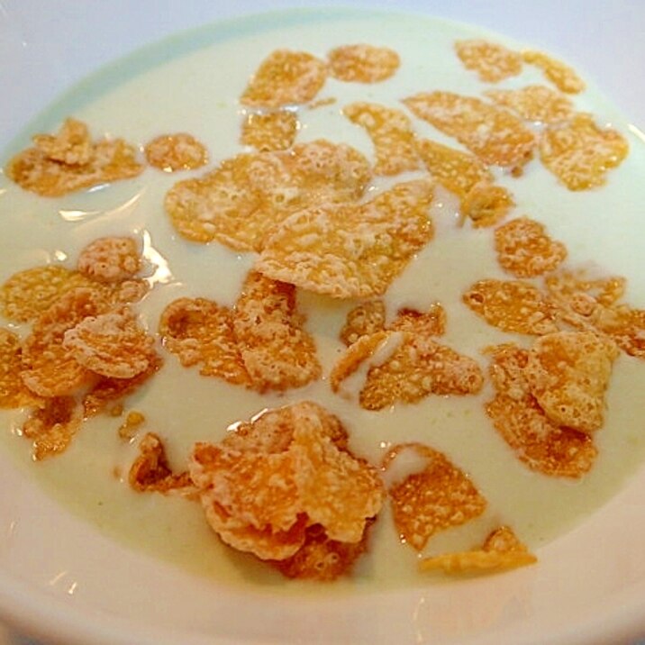 青汁とコーンフレークのヨーグルト レシピ 作り方 By ぷ みぃまま 楽天レシピ